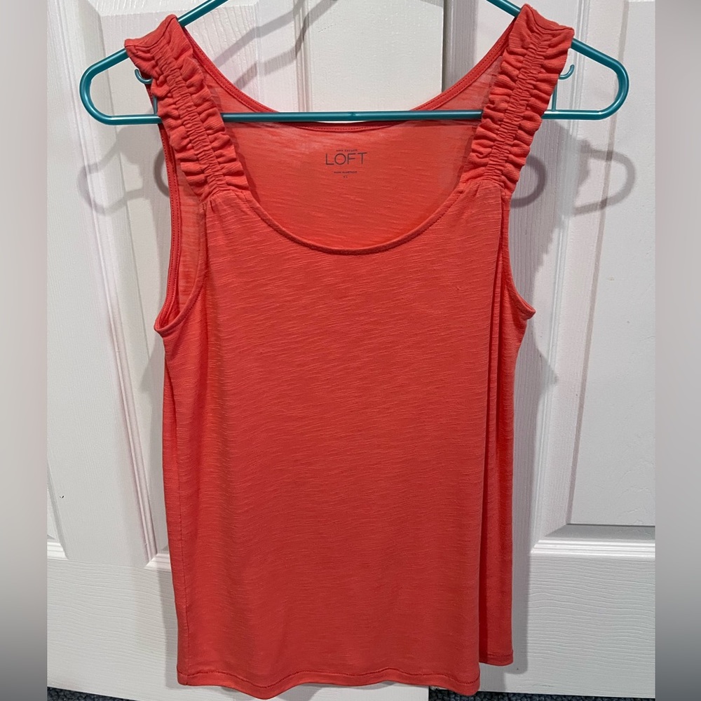 Peach ruffle sleeve tank